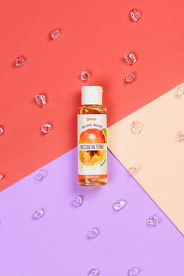 Масло для массажа Yovee Массаж на пляже с ароматом манго и папайи (50 мл)