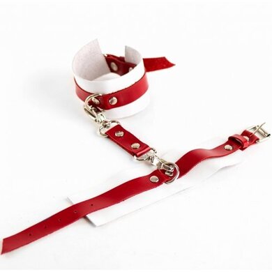 Изящные наручники из натуральной кожи бело-красные