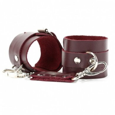 Оковы на ноги бордо