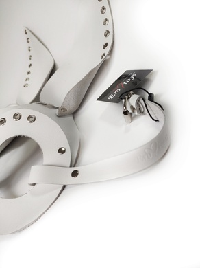 Маска Зайчика из натуральной кожи с люверсами белая Erotoys Fetish line, Ero-98w