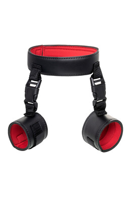 Черный ошейник с наручниками Theatre