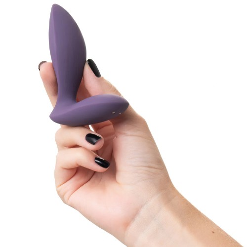 Анальная смарт-втулка с вибрацией и стимулятором промежности фиолетовая Satisfyer Power Plug