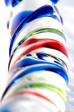 Стеклянный нереалистичный фаллоимитатор Sexus Glass 18 см