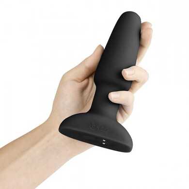 Перезаряжаемая анальная вибровтулка с эффектом римминга с пультом дистанционного управления черная B-Vibe