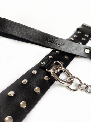 Ошейник с поводком из натуральной кожи чёрный Erotoys Fetish line, Ero-138