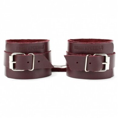 Оковы на ноги бордо