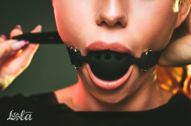 Кляп чёрный  Party Hard Charmer, размер M