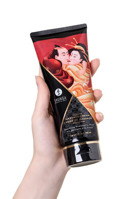 Съедобный массажный крем с ароматом клубники и шампанского Shunga Sparkling Strawberry Wine (200 мл)