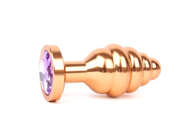 Анальная втулка ребристая золотая с кристаллом светло-фиолетового цвета, размер M
