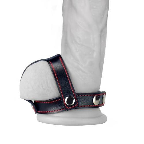 Кожаная утяжка на пенис с разделителем мошонки