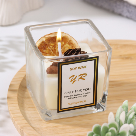 Свеча соевая в стакане с ароматом цитруса "Soy Wax"