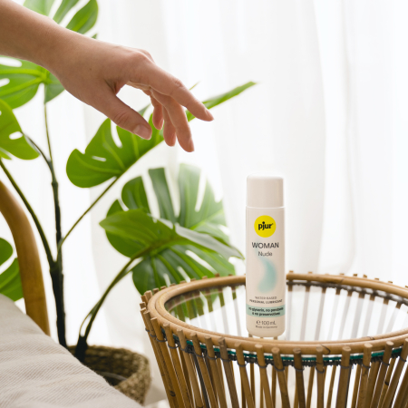 Лубрикант на водной основе Pjur Woman Nude (30 мл)