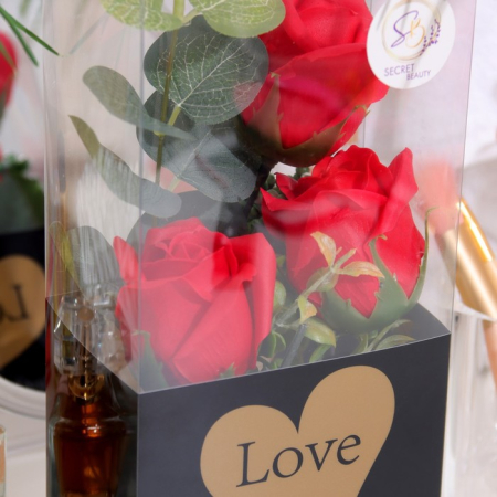 Мыльные розы в коробке красные (3 шт)