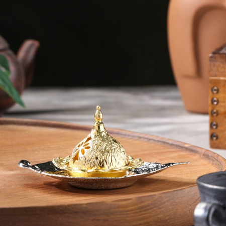 Курильница для благовоний порошковых и конусов "Лист" золотистая