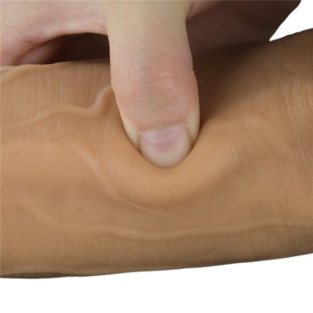 Реалистичный фаллос с высоко посаженной мошонкой Lovetoy Silicone Cock 30 см