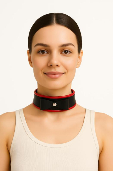 Ошейник с бантиком из эко-кожи черно красный